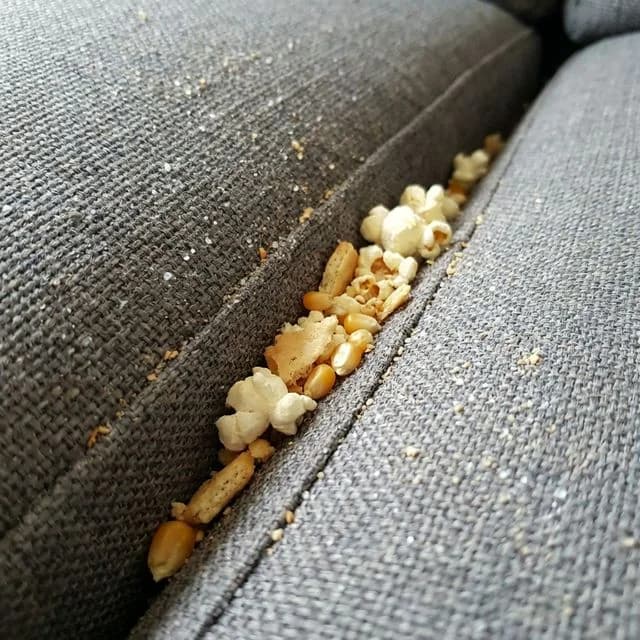 Krummer mellem sofapuder
